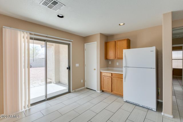 25787 W LYNNE Lane, Buckeye, AZ 85326