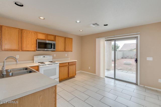 25787 W LYNNE Lane, Buckeye, AZ 85326