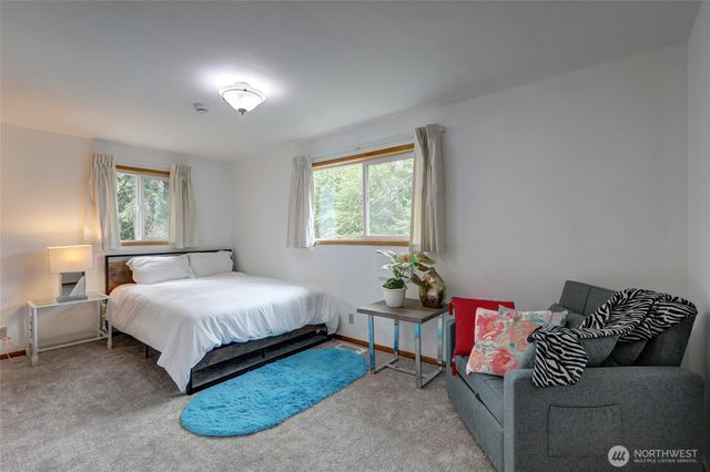 7820 NE 195th Street, Kenmore, WA 98028