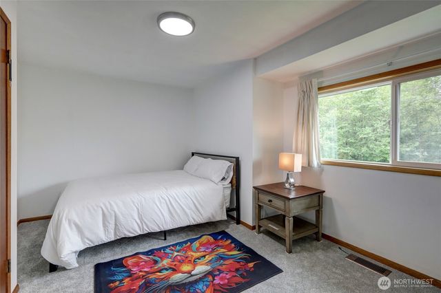 7820 NE 195th Street, Kenmore, WA 98028