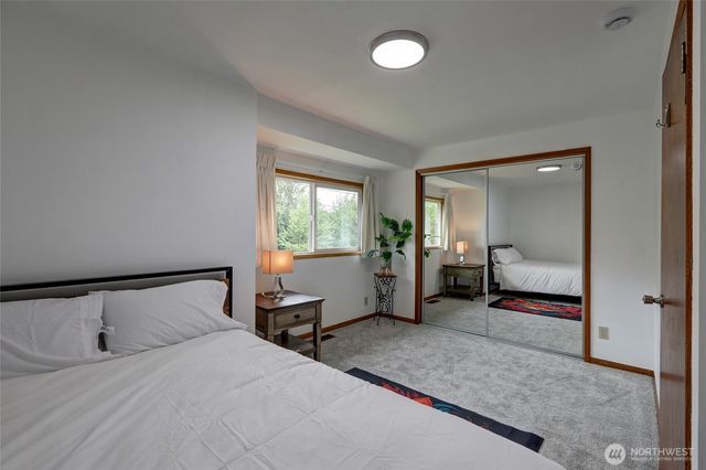 7820 NE 195th Street, Kenmore, WA 98028