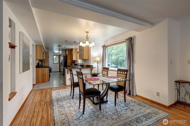 7820 NE 195th Street, Kenmore, WA 98028