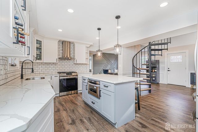 145 Hardenburg Lane, East Brunswick, NJ 08816