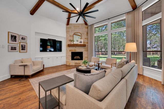 4340 Powers Branch Drive, Midlothian, TX 76065