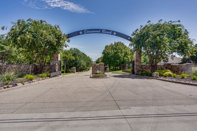 4340 Powers Branch Drive, Midlothian, TX 76065