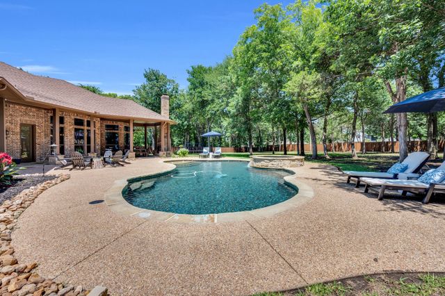 4340 Powers Branch Drive, Midlothian, TX 76065