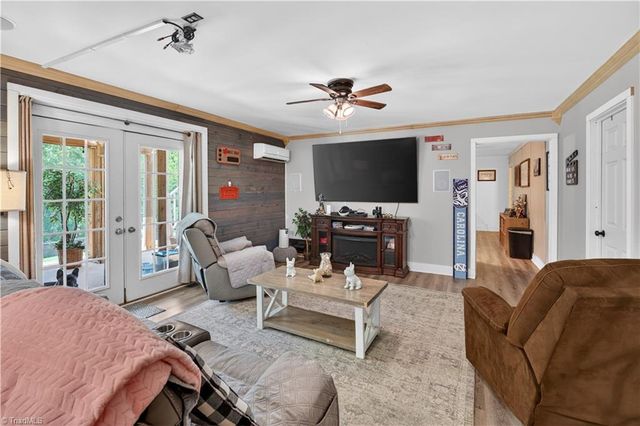 4630 Fern Creek Drive, Tobaccoville, NC 27050