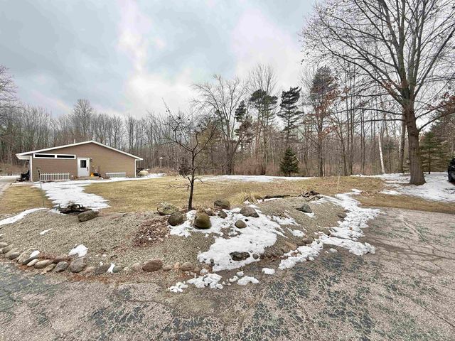 3489 Bay Arenac Line Road, Pinconning, MI 48650