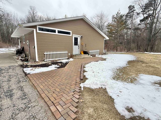 3489 Bay Arenac Line Road, Pinconning, MI 48650