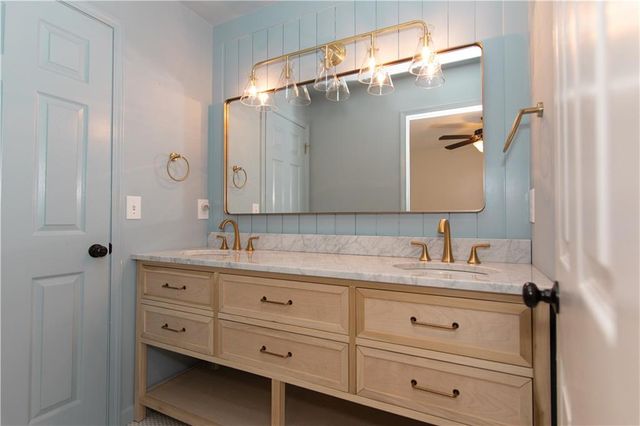 1312 Oak Bluff Court, Canton, GA 30114