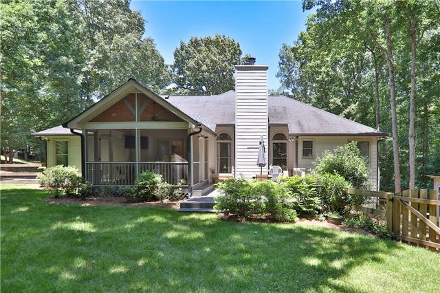 1312 Oak Bluff Court, Canton, GA 30114