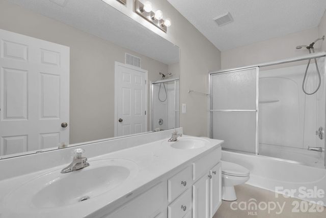 17039 Greenlawn Hills Court, Charlotte, NC 28213