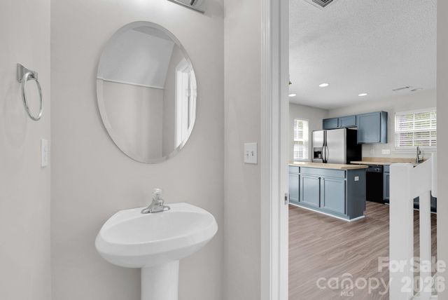 17039 Greenlawn Hills Court, Charlotte, NC 28213