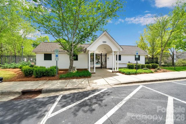 17039 Greenlawn Hills Court, Charlotte, NC 28213