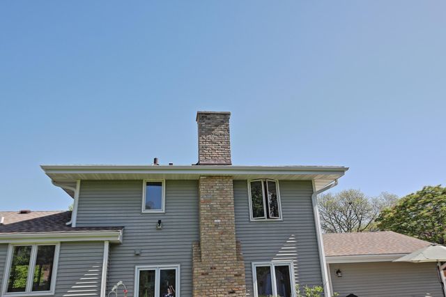 716 Eldridge Avenue E, Maplewood, MN 55117
