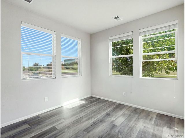 16291 Bolling Dr, Denver, CO 80239