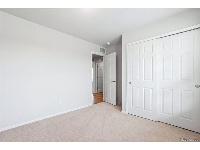 16291 Bolling Dr, Denver, CO 80239