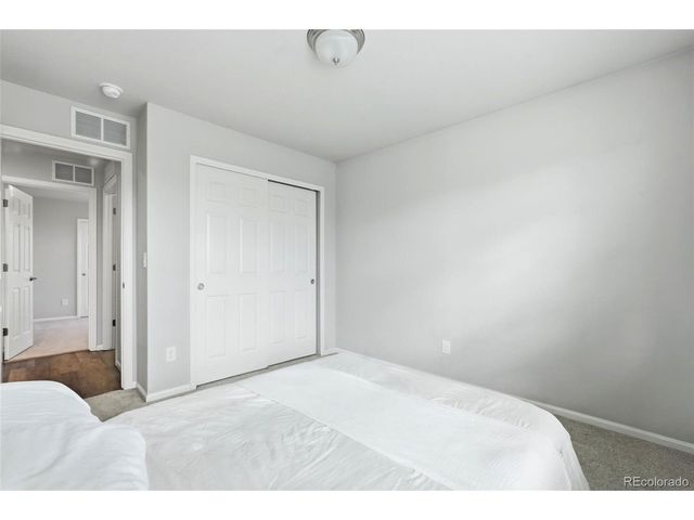 16291 Bolling Dr, Denver, CO 80239