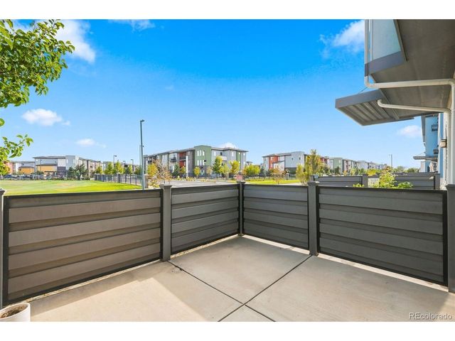 16291 Bolling Dr, Denver, CO 80239
