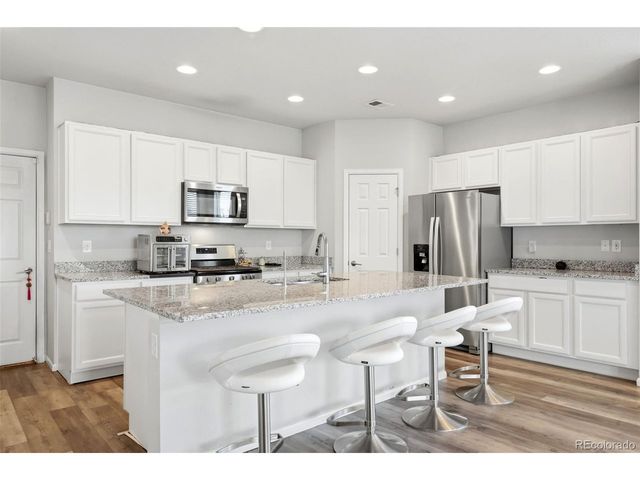 16291 Bolling Dr, Denver, CO 80239