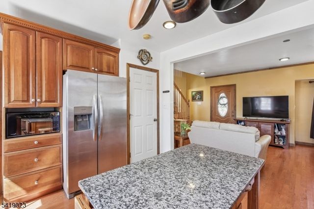 31 Bergen Blvd, Woodland Park, NJ 07424