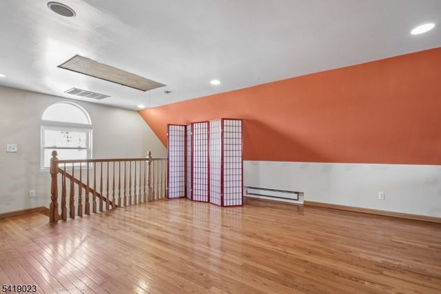 31 Bergen Blvd, Woodland Park, NJ 07424