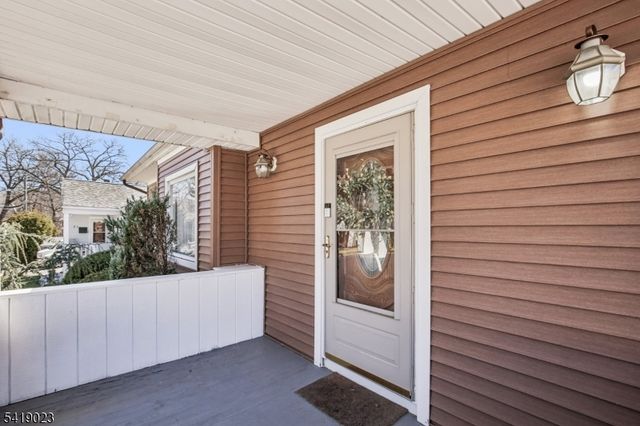 31 Bergen Blvd, Woodland Park, NJ 07424