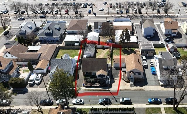 31 Bergen Blvd, Woodland Park, NJ 07424