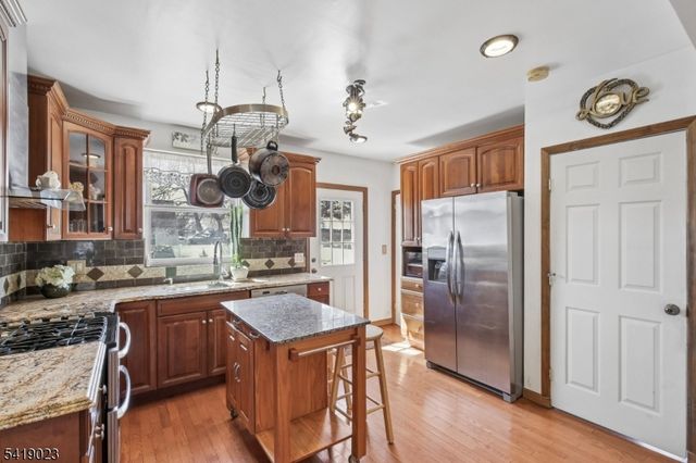 31 Bergen Blvd, Woodland Park, NJ 07424