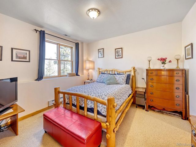 13035 Deer Ridge Way, Larkspur, CO 80118