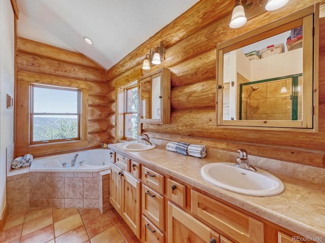 13035 Deer Ridge Way, Larkspur, CO 80118