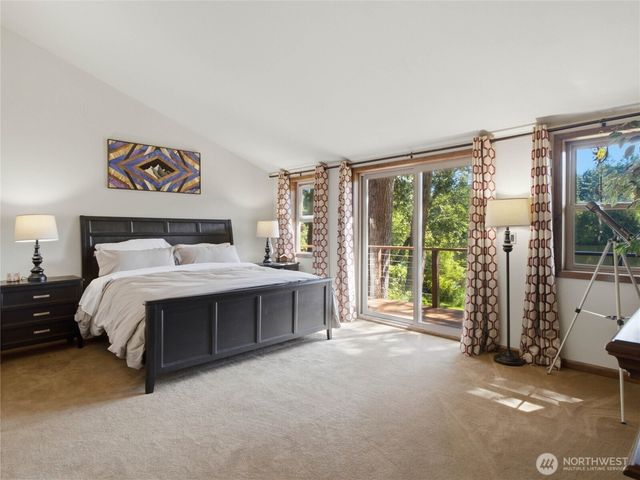 8024 Tanwax Drive SE, Olympia, WA 98513