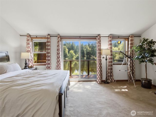 8024 Tanwax Drive SE, Olympia, WA 98513