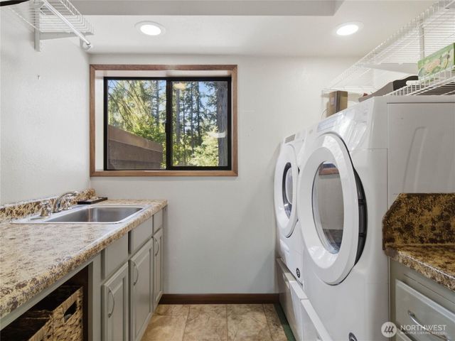 8024 Tanwax Drive SE, Olympia, WA 98513