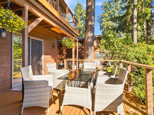 8024 Tanwax Drive SE, Olympia, WA 98513