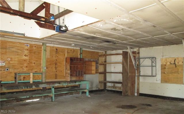 13096 Smith Road, Wellington, OH 44090