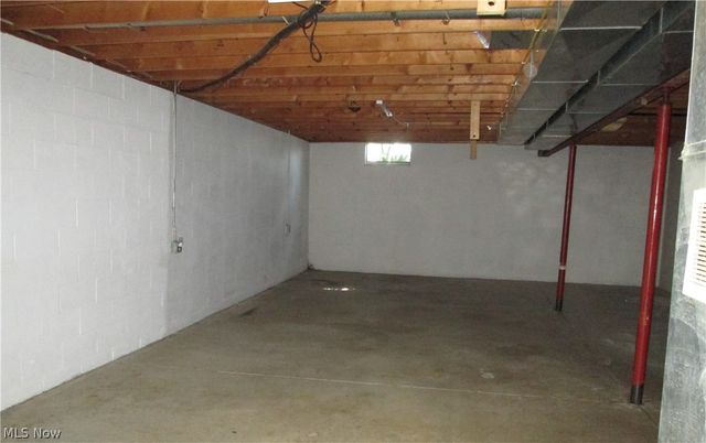13096 Smith Road, Wellington, OH 44090