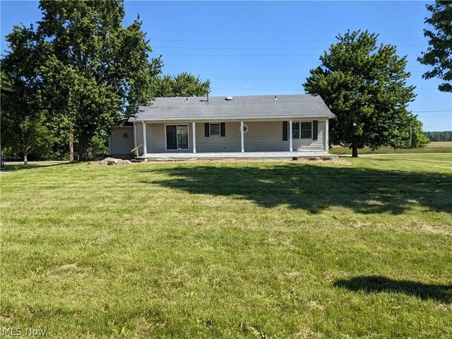 13096 Smith Road, Wellington, OH 44090