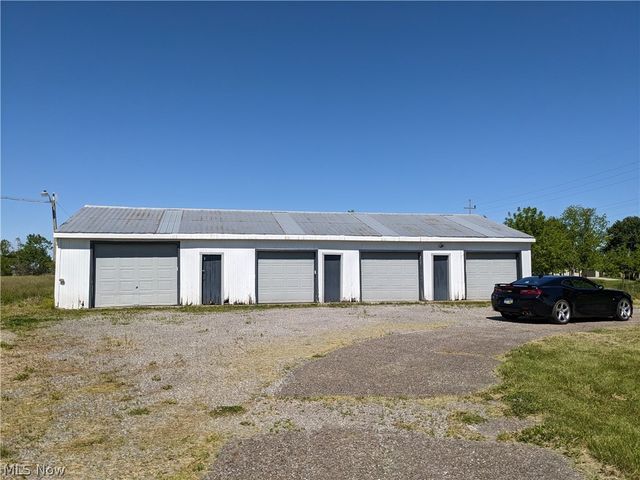 13096 Smith Road, Wellington, OH 44090