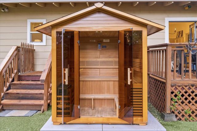 290 Leland Avenue, Palo Alto, CA 94306