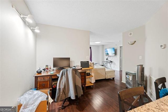 795 HAMMOND Drive 505, Atlanta, GA 30328