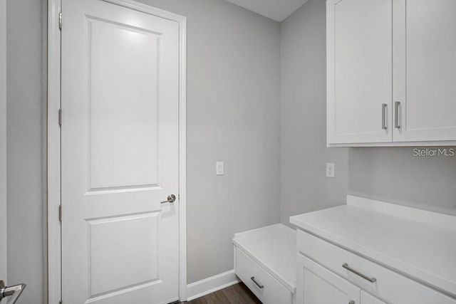 1572 TRAILHEAD LANE, Zephyrhills, FL 33541