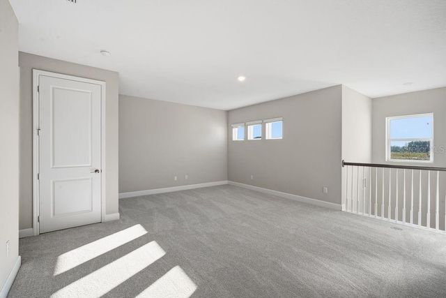 1572 TRAILHEAD LANE, Zephyrhills, FL 33541