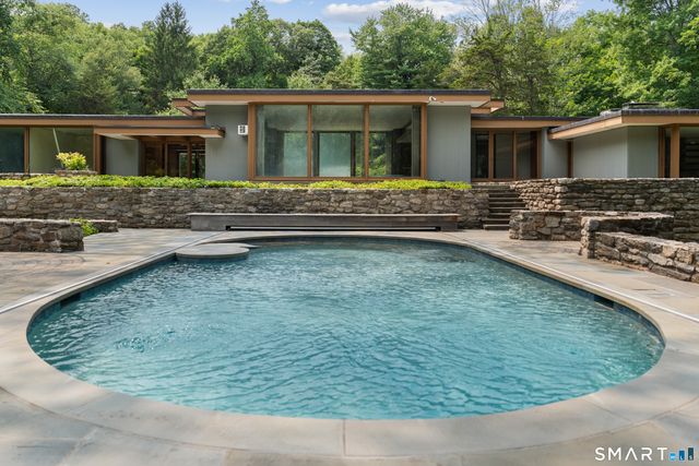 192 Cross Ridge Road, New Canaan, CT 06840