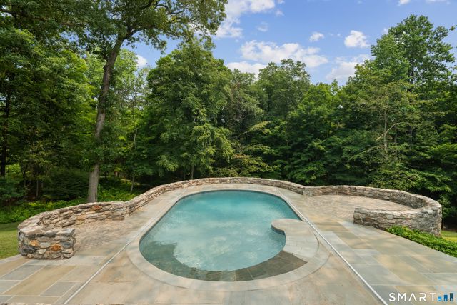 192 Cross Ridge Road, New Canaan, CT 06840