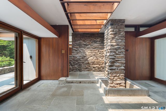 192 Cross Ridge Road, New Canaan, CT 06840