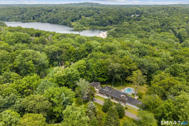 192 Cross Ridge Road, New Canaan, CT 06840
