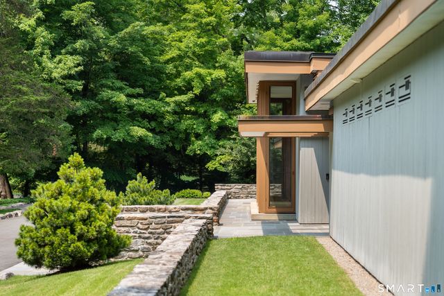 192 Cross Ridge Road, New Canaan, CT 06840