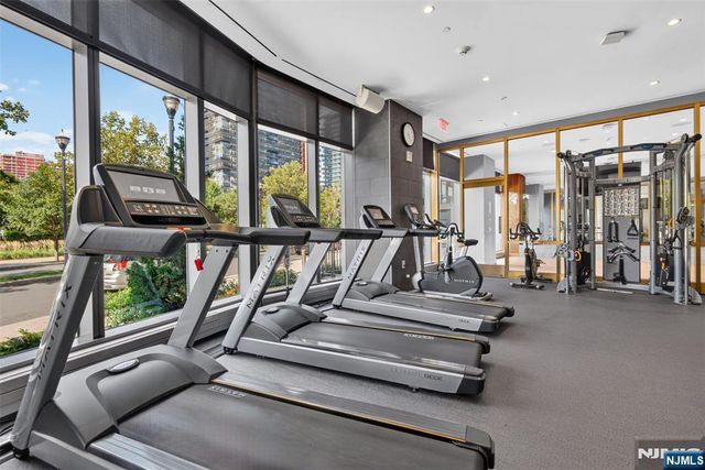 75 Park Lane 2801 - A, Jersey City, NJ 07310