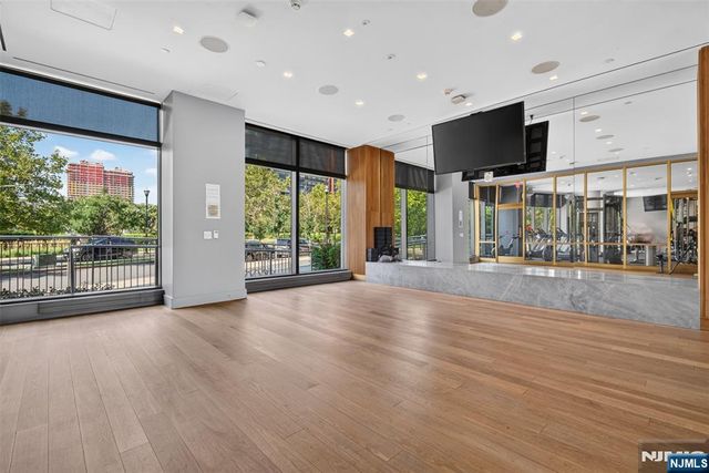 75 Park Lane 2801 - A, Jersey City, NJ 07310